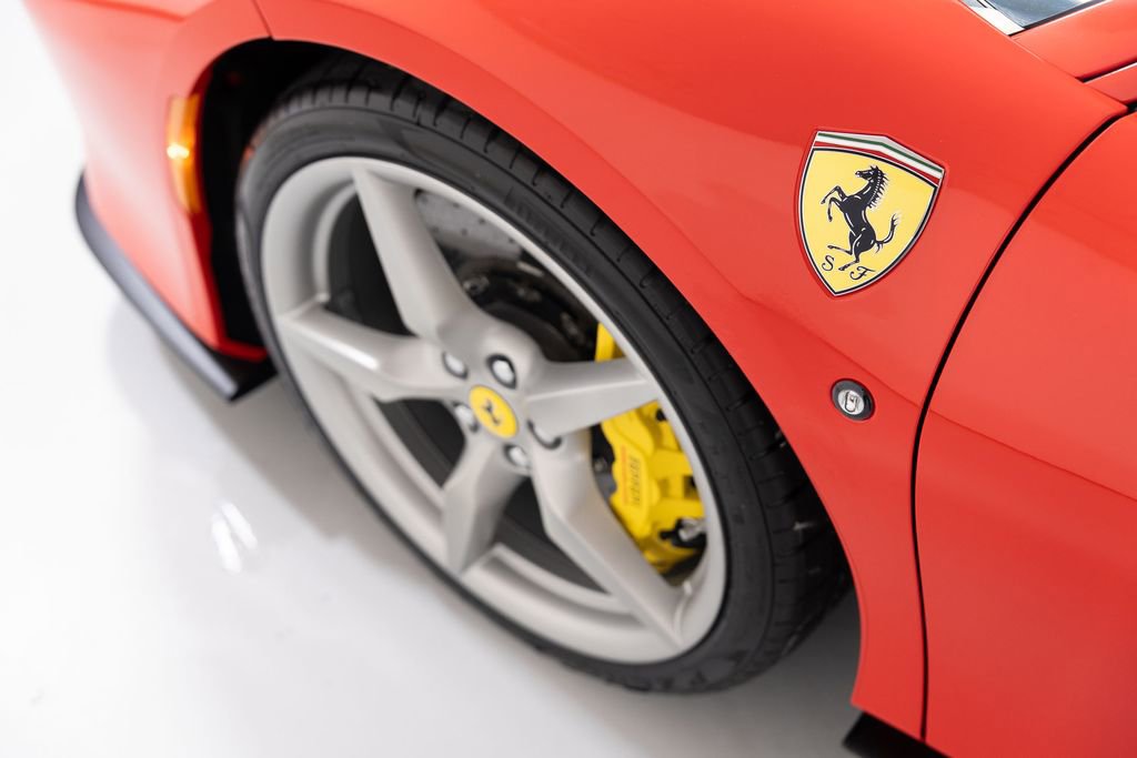 Used 2021 Ferrari F8 Tributo image 41