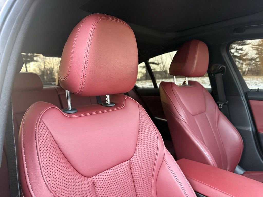 Certified 2023 BMW 330i xDrive Sedan w/ Premium Package image 27