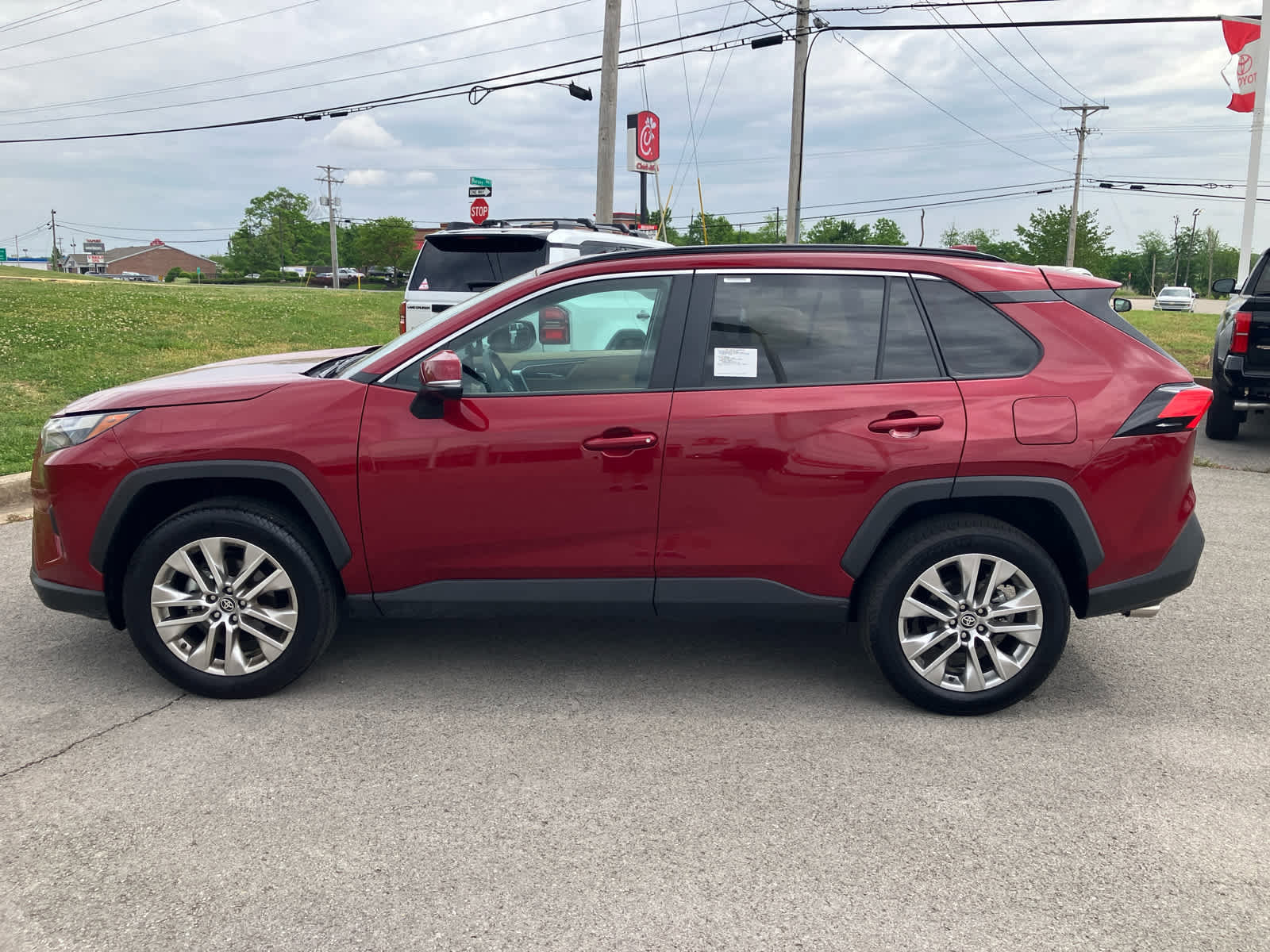 Certified 2025 Toyota RAV4 XLE Premium w/ Weather Package AWD/4WD image 8