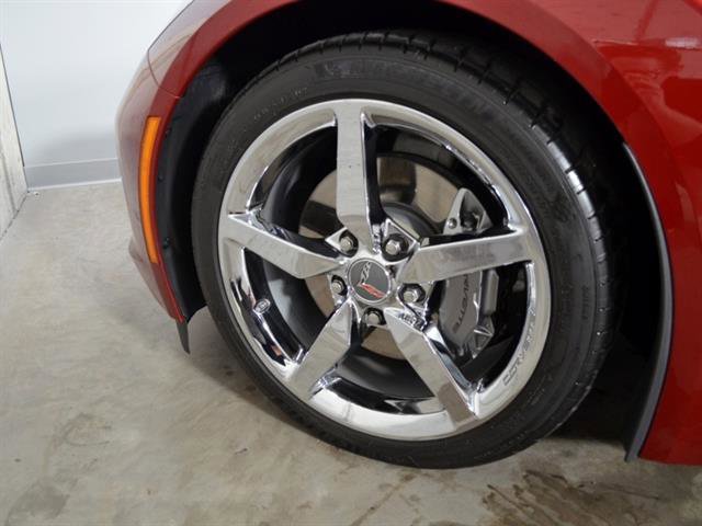 Used 2015 Chevrolet Corvette Stingray Coupe w/ 2LT Preferred Equipment Group image 8