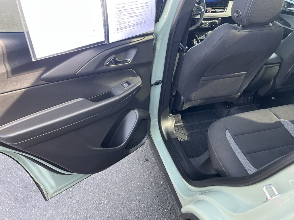 Used 2026 Chevrolet TrailBlazer LT w/ Convenience Package image 36