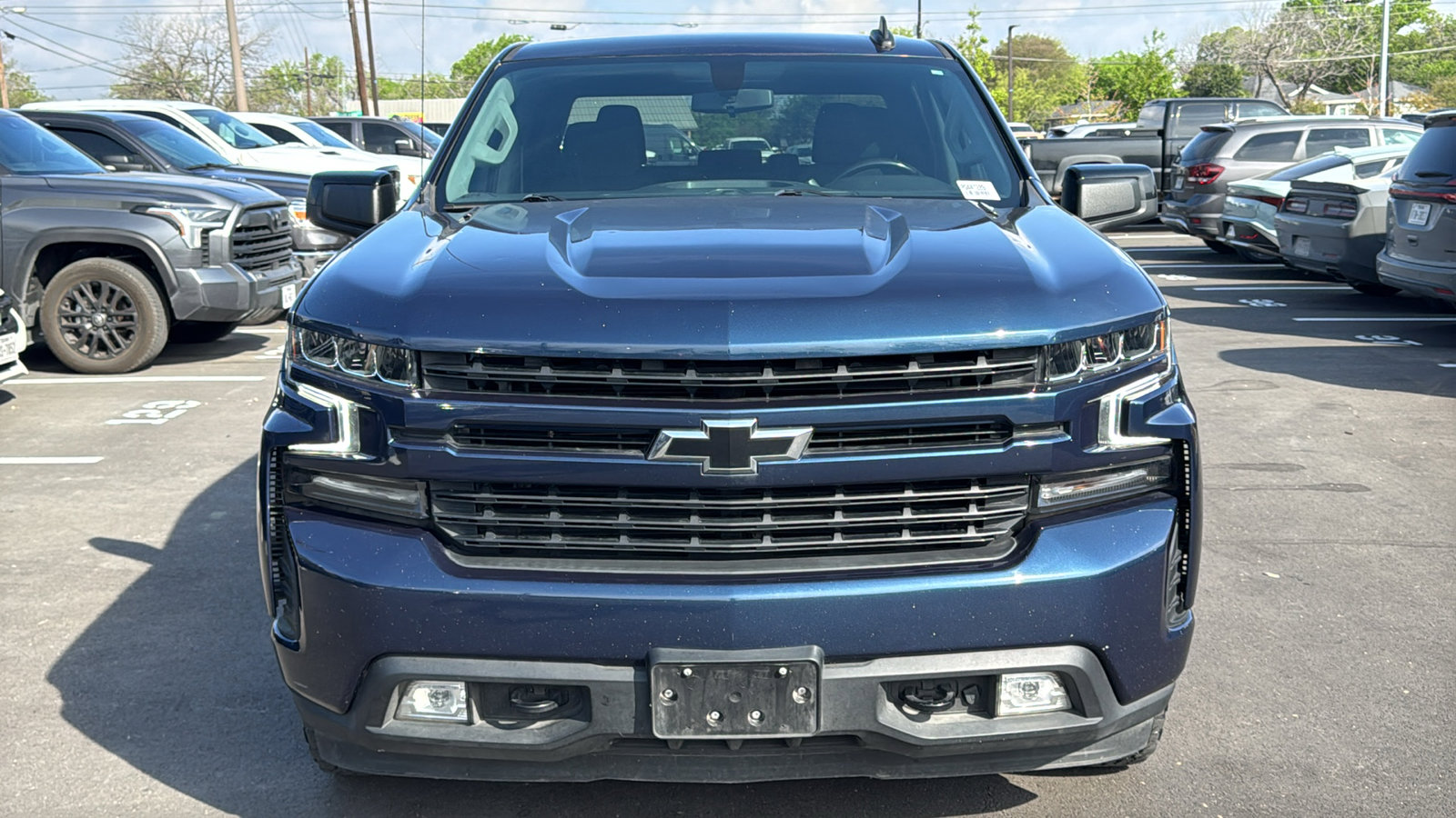Used 2021 Chevrolet Silverado 1500 RST image 2