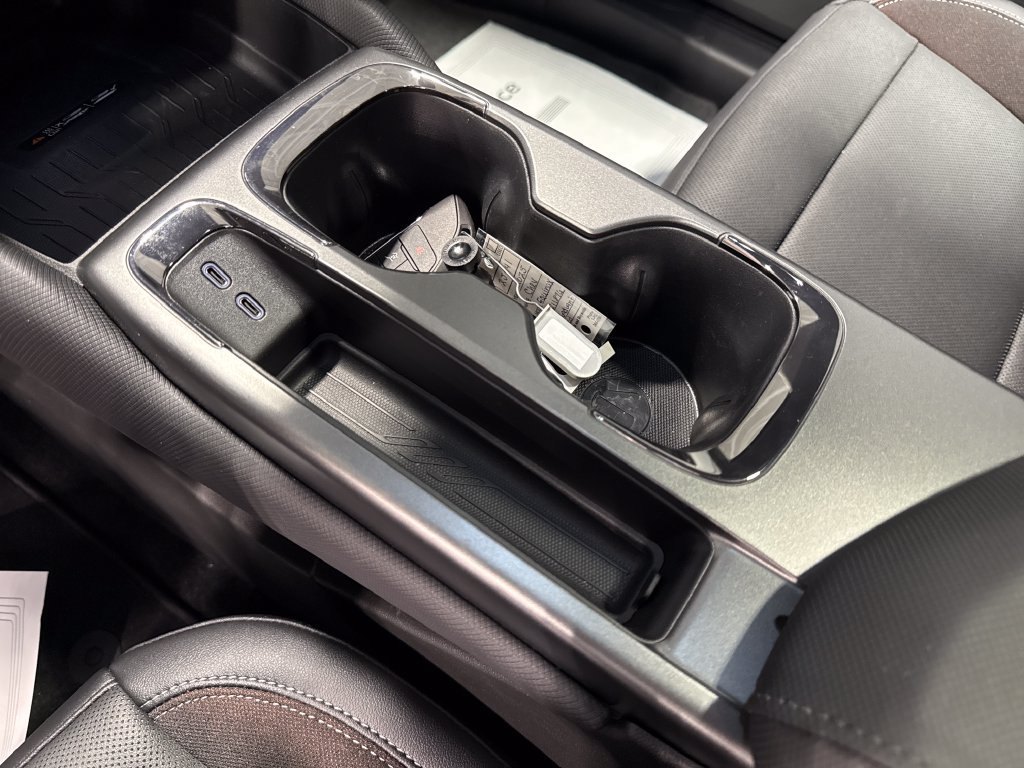 New 2025 Chevrolet Equinox EV RS w/ Active Safety Package 3 AWD/4WD image 20