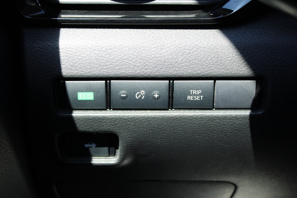 Used 2023 Nissan Sentra SV FWD image 26