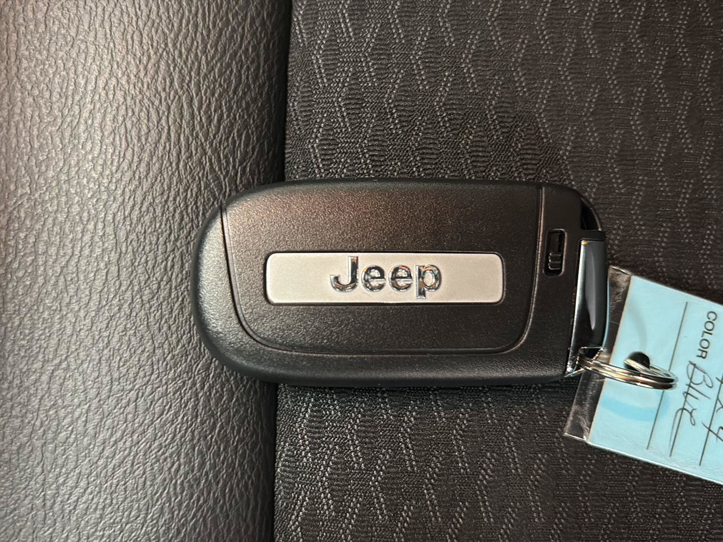 New 2026 Jeep Compass Latitude AWD/4WD image 34
