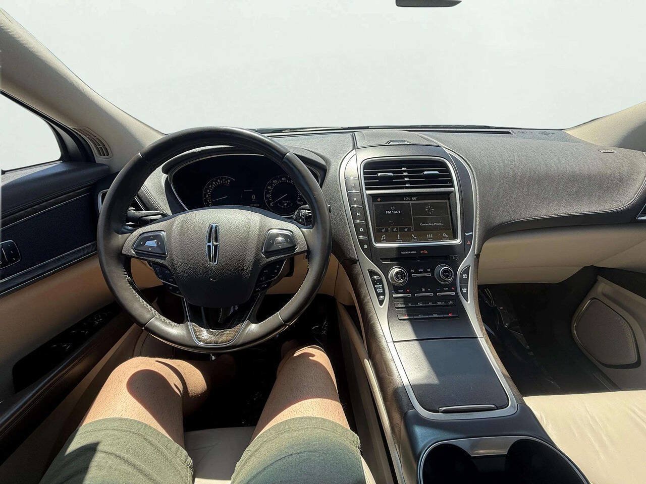 Used 2017 Lincoln MKX Select w/ Lincoln MKX Climate Package AWD/4WD image 15