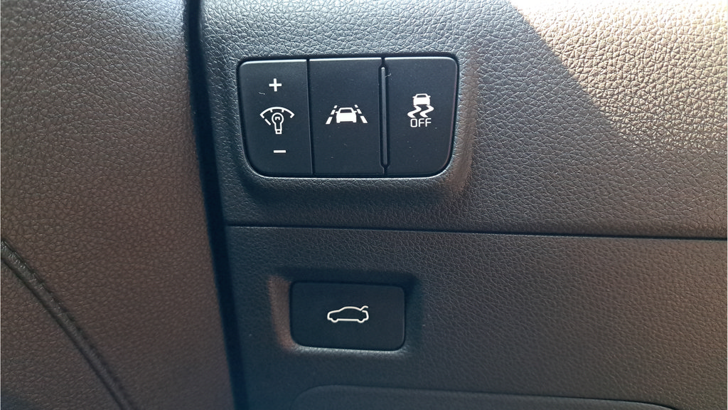 Used 2022 Kia K5 GT-Line FWD image 36