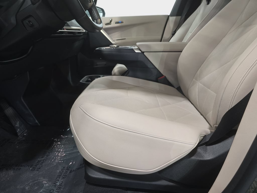 Used 2024 BMW iX M60 AWD/4WD image 19