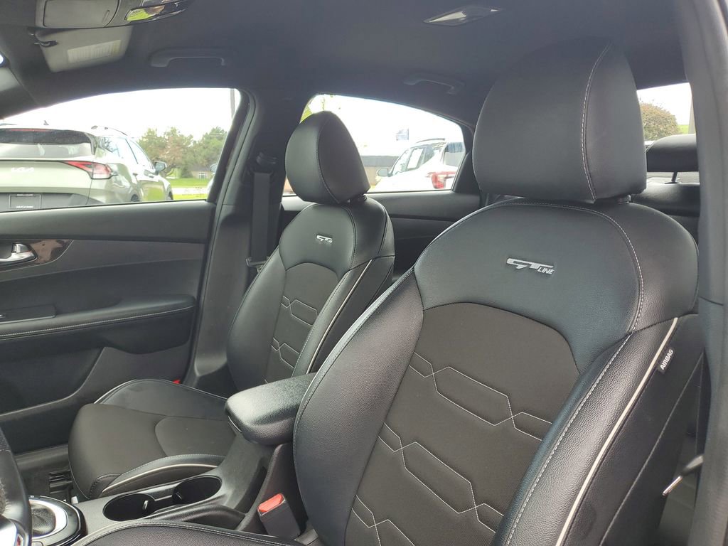 Certified 2023 Kia Forte GT-Line FWD image 10
