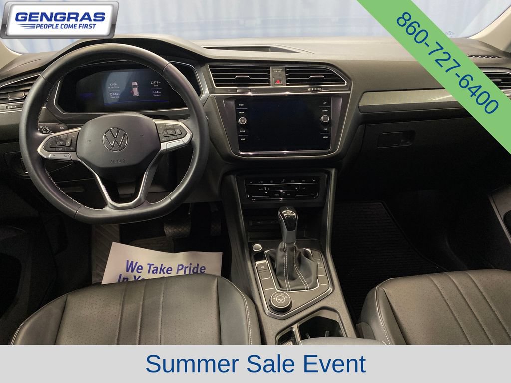 Used 2023 Volkswagen Tiguan SE AWD/4WD image 29