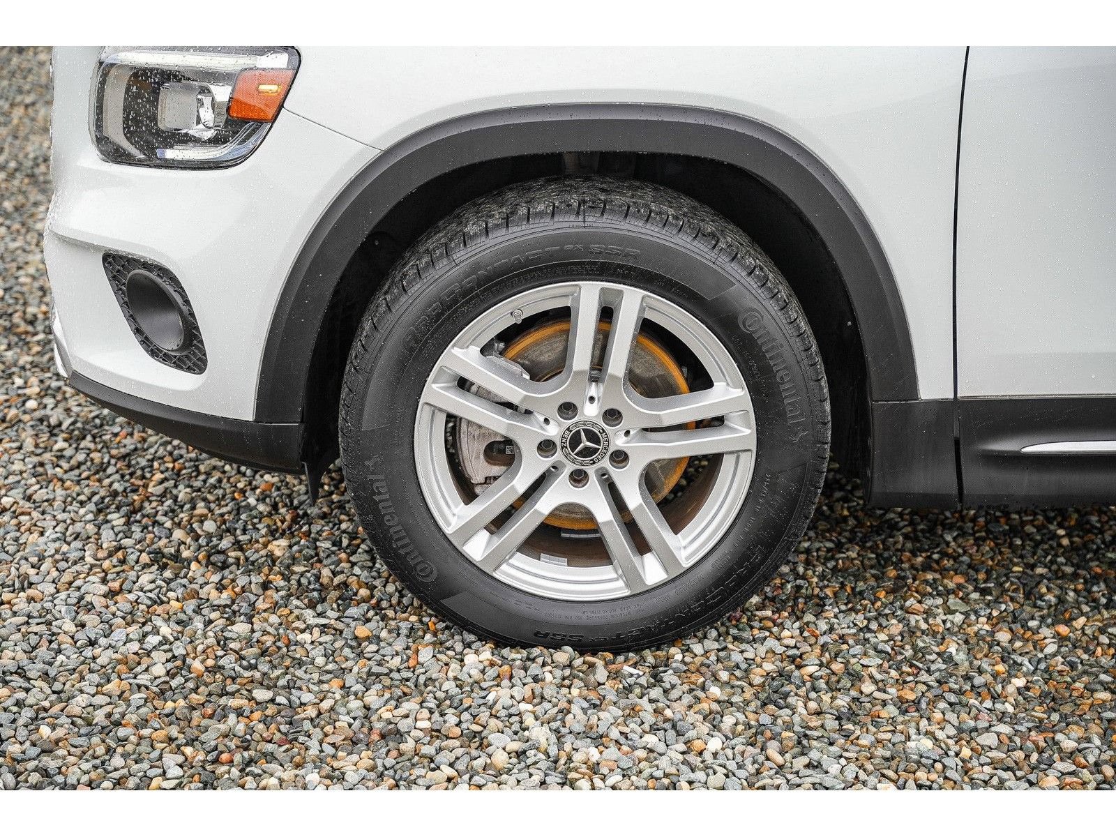 Used 2021 Mercedes-Benz GLB 250 4MATIC image 9