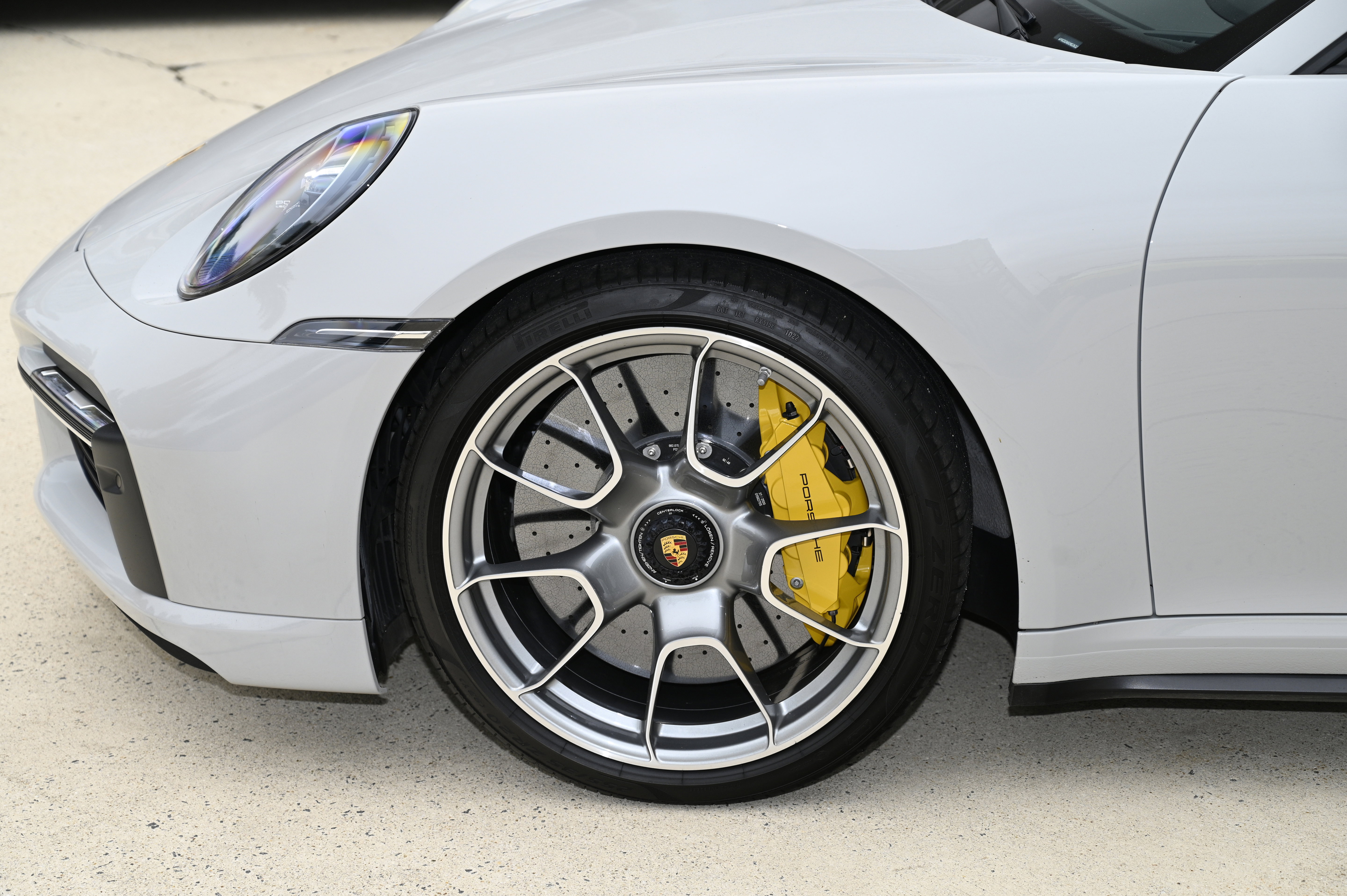 Used 2021 Porsche 911 Turbo S image 9