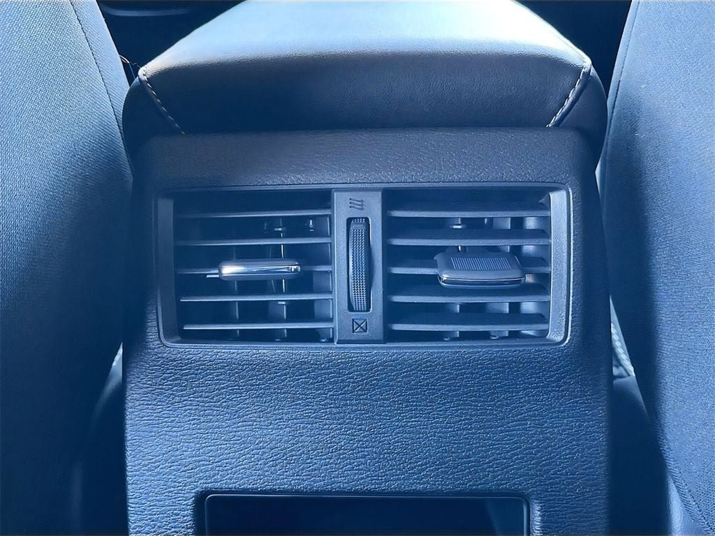 New 2026 Mitsubishi Outlander ES FWD image 32