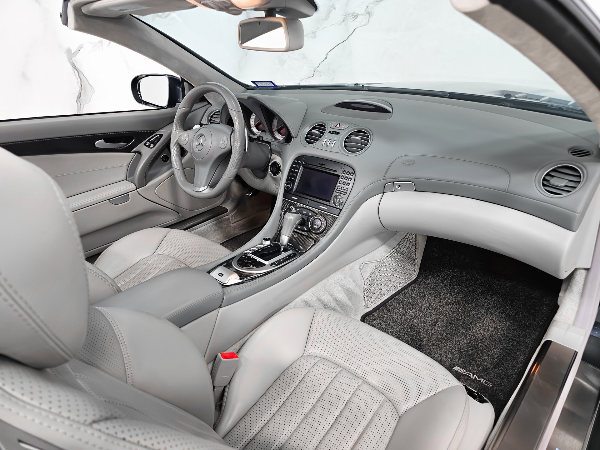 Used 2012 Mercedes-Benz SL 63 AMG image 17