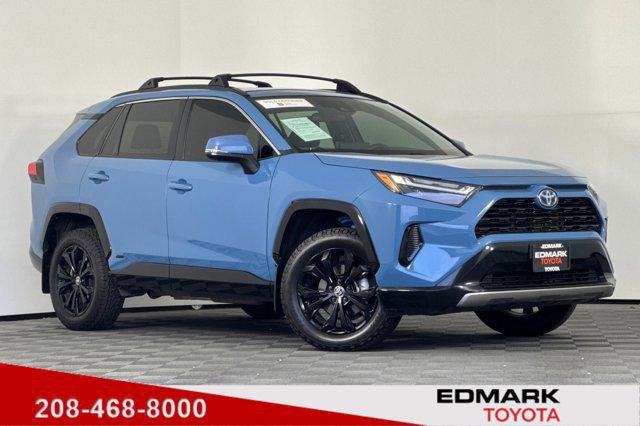 Certified 2022 Toyota RAV4 SE image 1