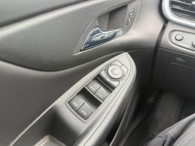 Used 2018 Chevrolet Volt LT w/ LT Driver Confidence Package image 17