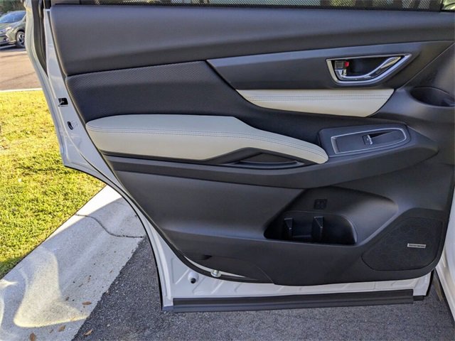 New 2025 Subaru Ascent Limited image 33