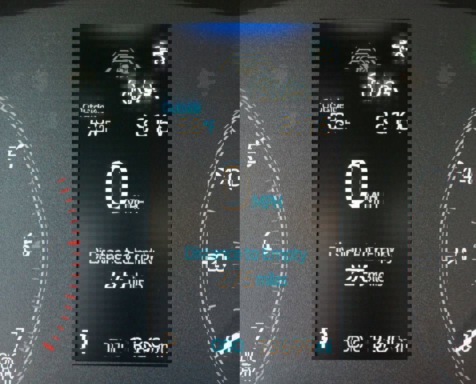 Used 2024 Toyota Corolla LE image 4