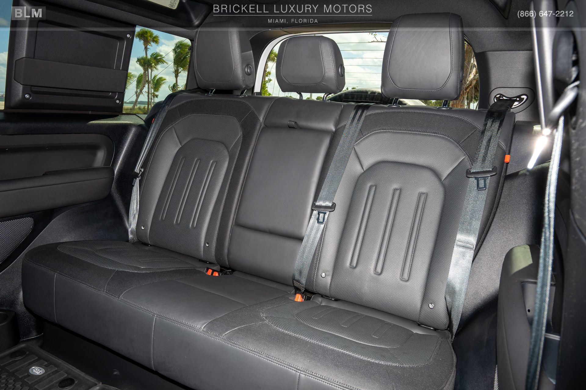 Used 2022 Land Rover Defender 90 X-Dynamic HSE image 10