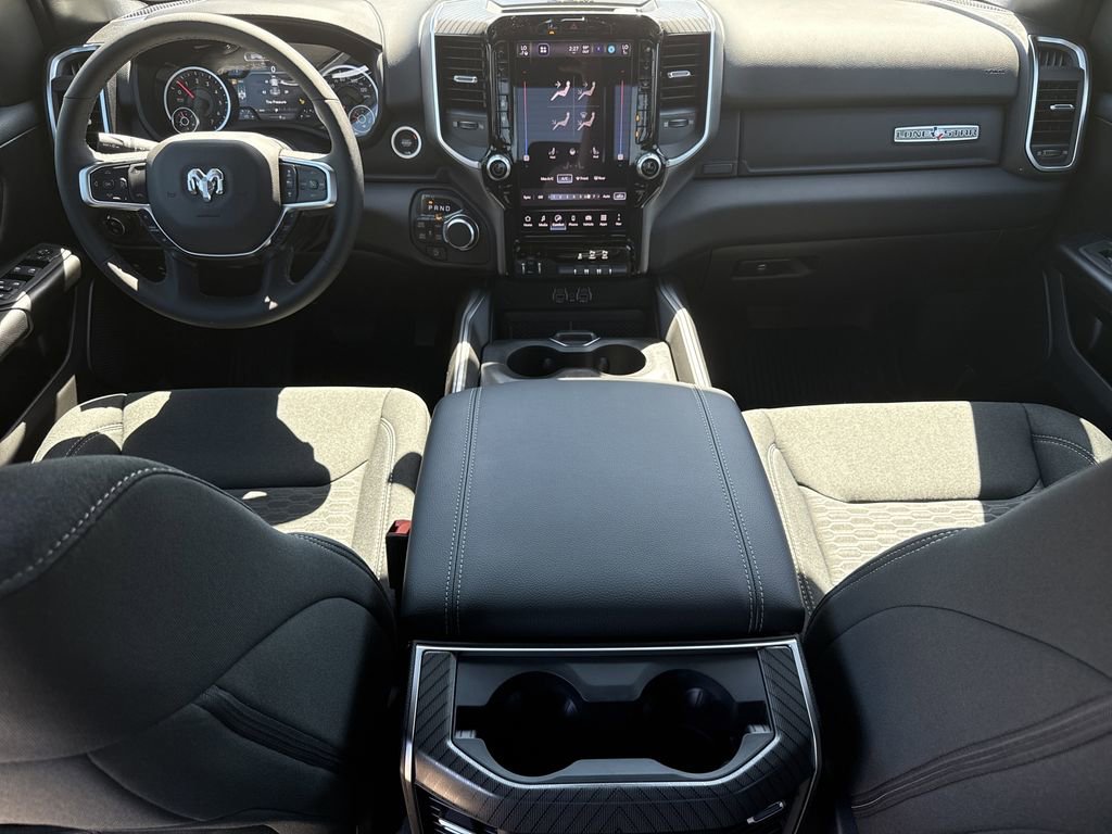 New 2026 RAM 1500 4x4 Crew Cab image 27