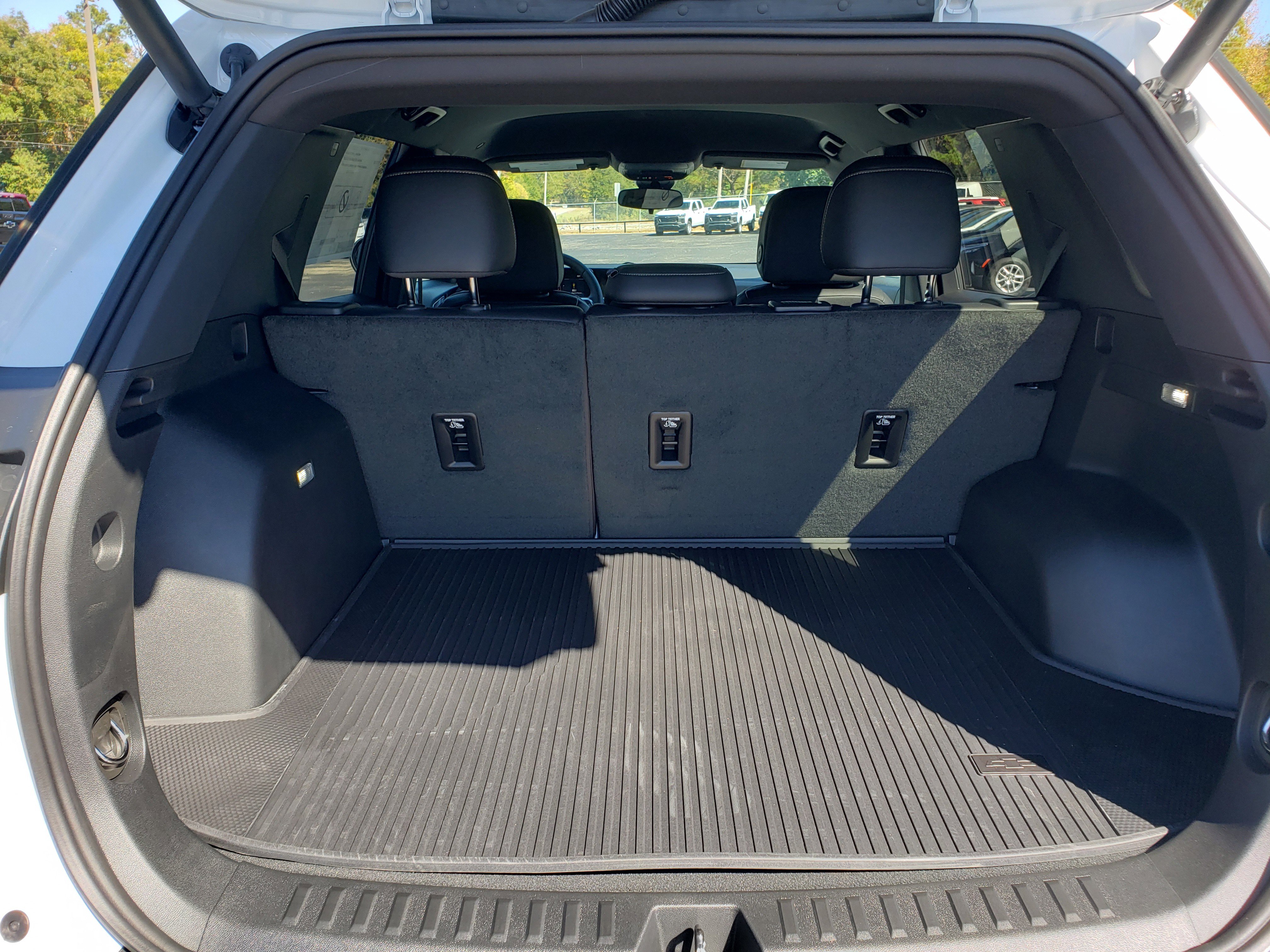 New 2026 Chevrolet Equinox LT w/ Convenience Package II image 10