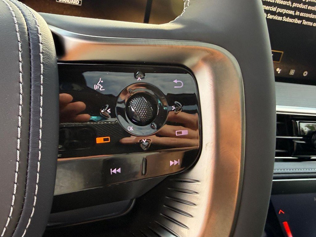 New 2027 INFINITI QX80 Sensory AWD/4WD image 16