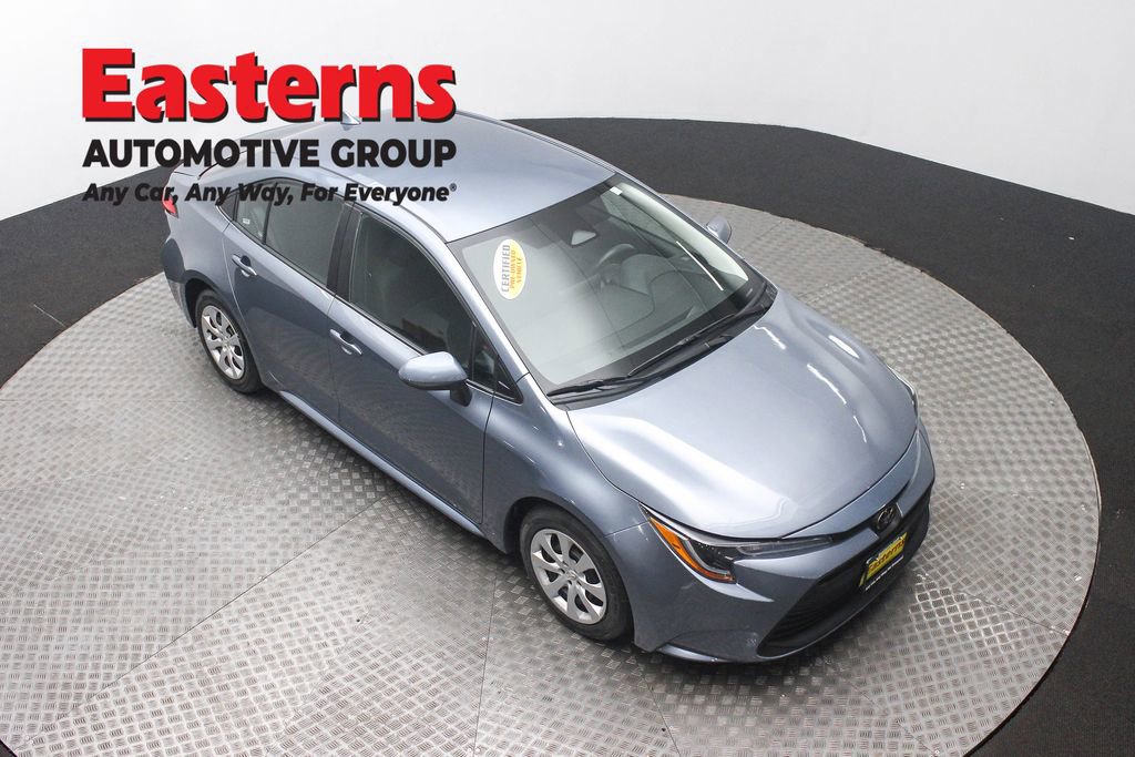 Used 2024 Toyota Corolla LE image 3
