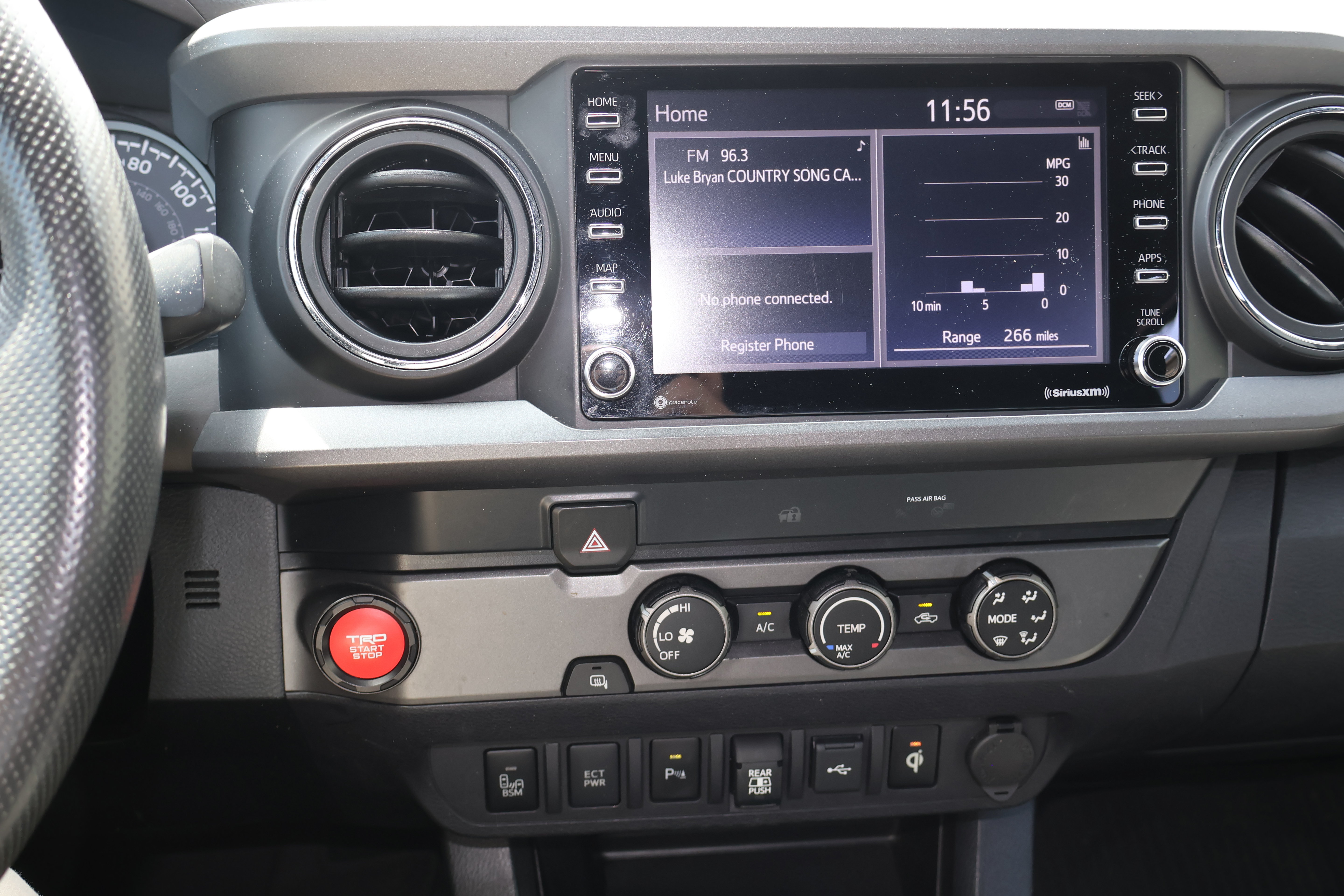 Used 2020 Toyota Tacoma TRD Sport w/ Technology Package RWD image 11
