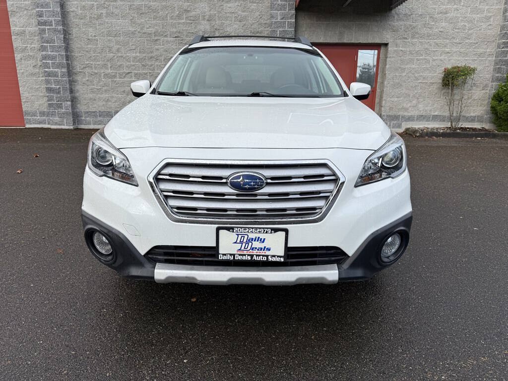 Used 2015 Subaru Outback 2.5i Limited AWD/4WD image 9