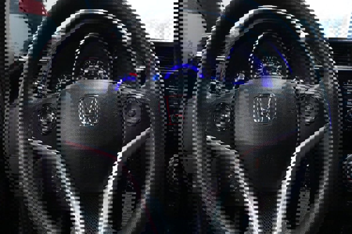 Used 2019 Honda Fit LX image 13