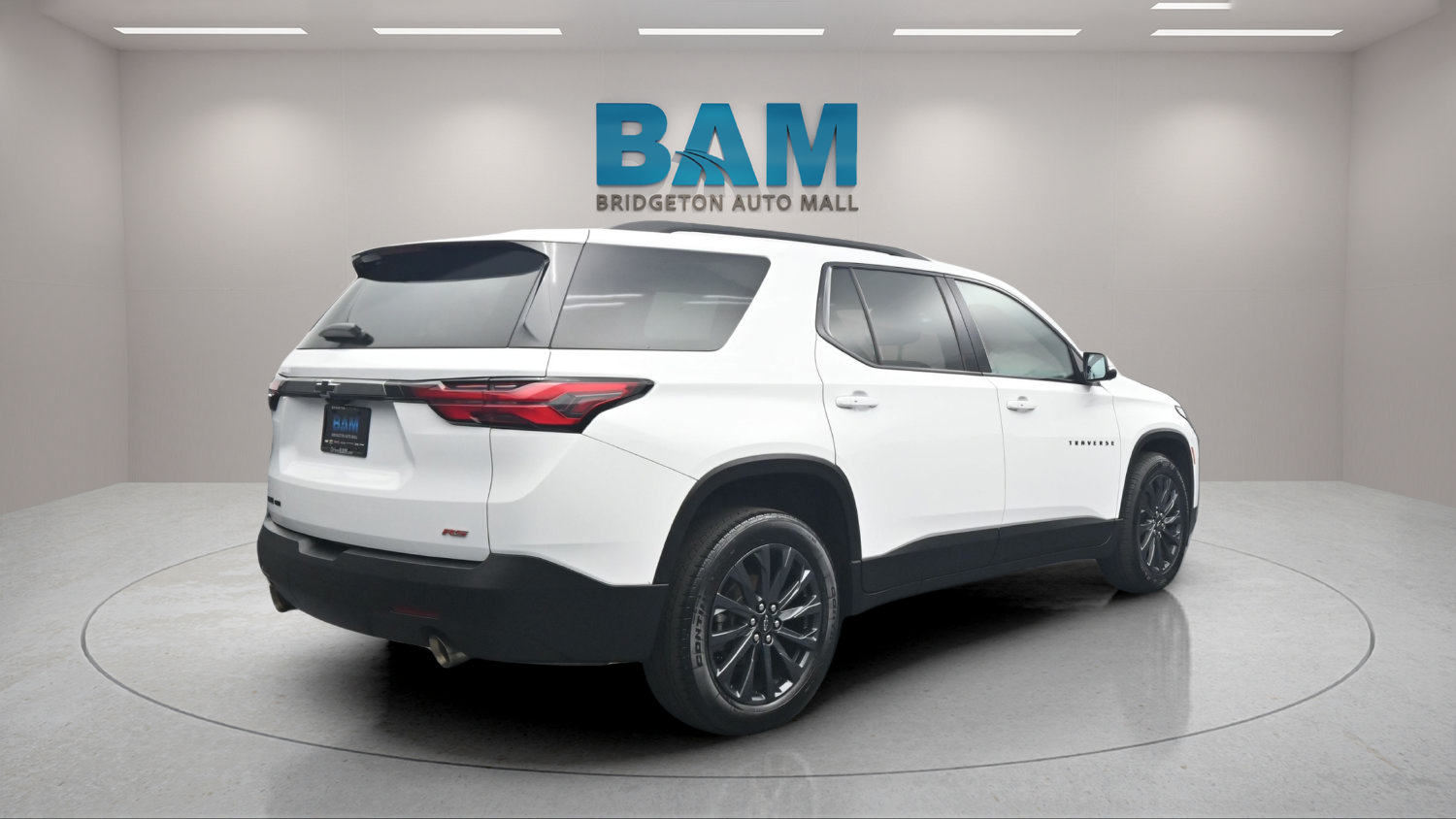 Used 2023 Chevrolet Traverse RS AWD/4WD image 6