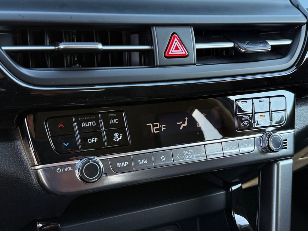 New 2025 Kia Seltos X-Line image 18