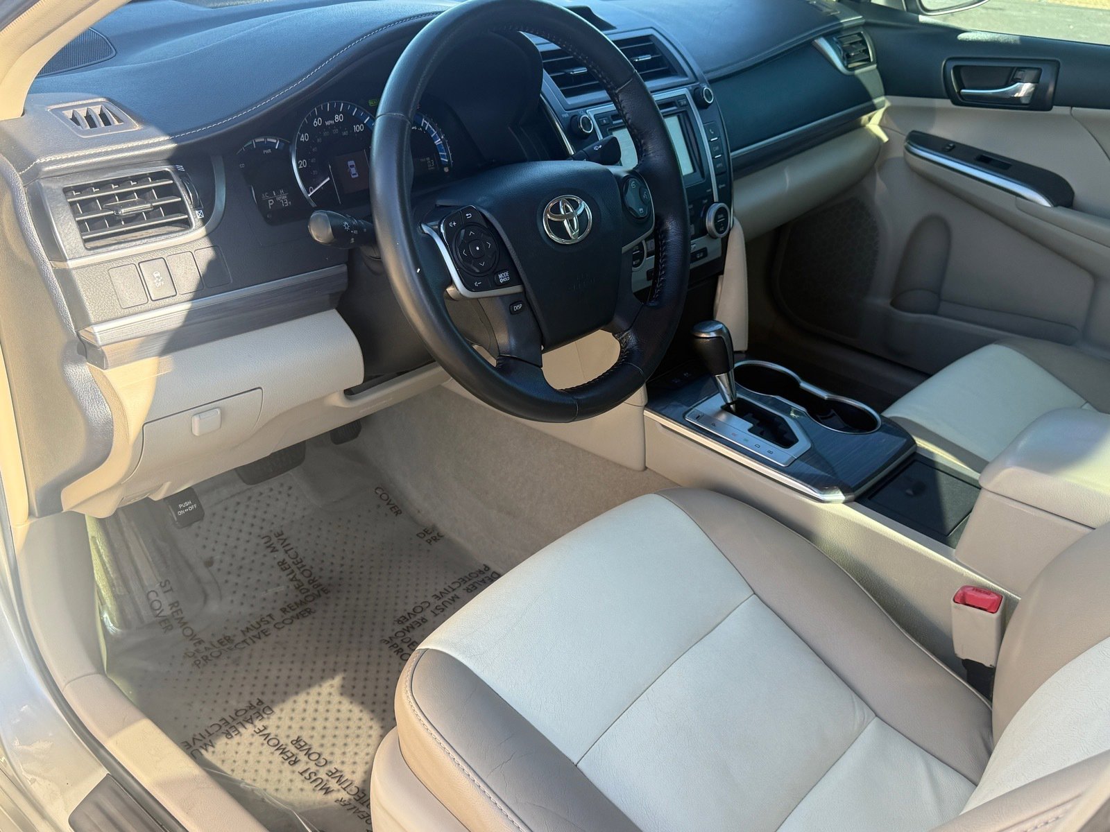 Used 2013 Toyota Camry XLE w/ Convenience Pkg image 13