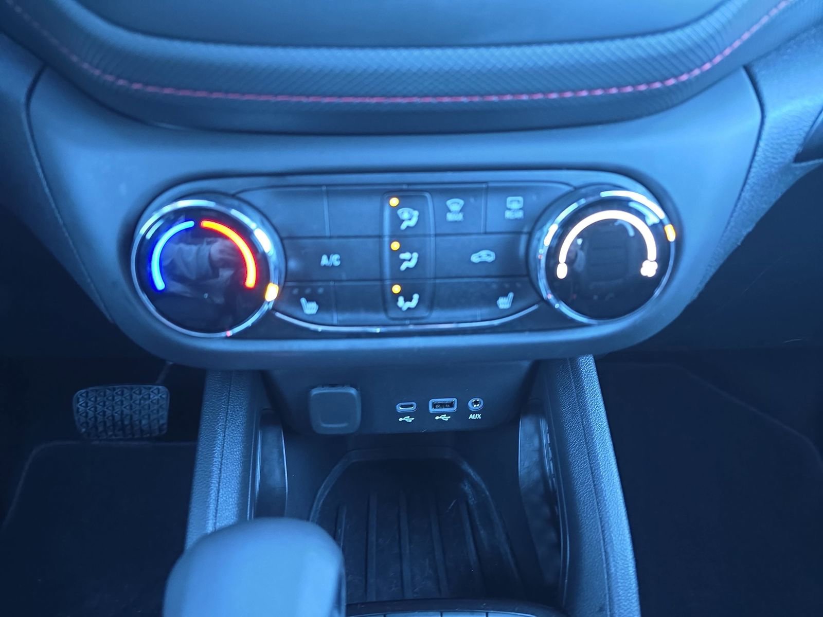 Used 2023 Chevrolet TrailBlazer RS image 25