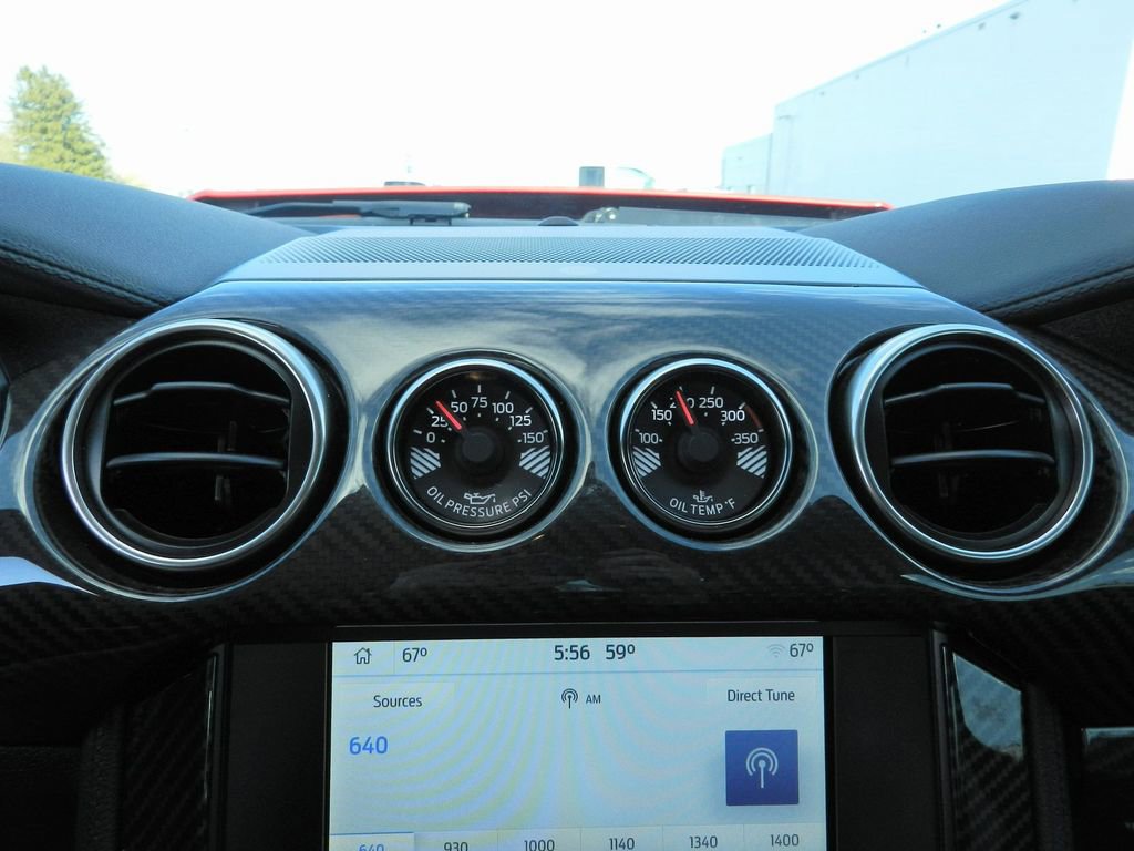 Used 2022 Ford Mustang Shelby GT500 w/ Carbon Fiber Track Pack image 26