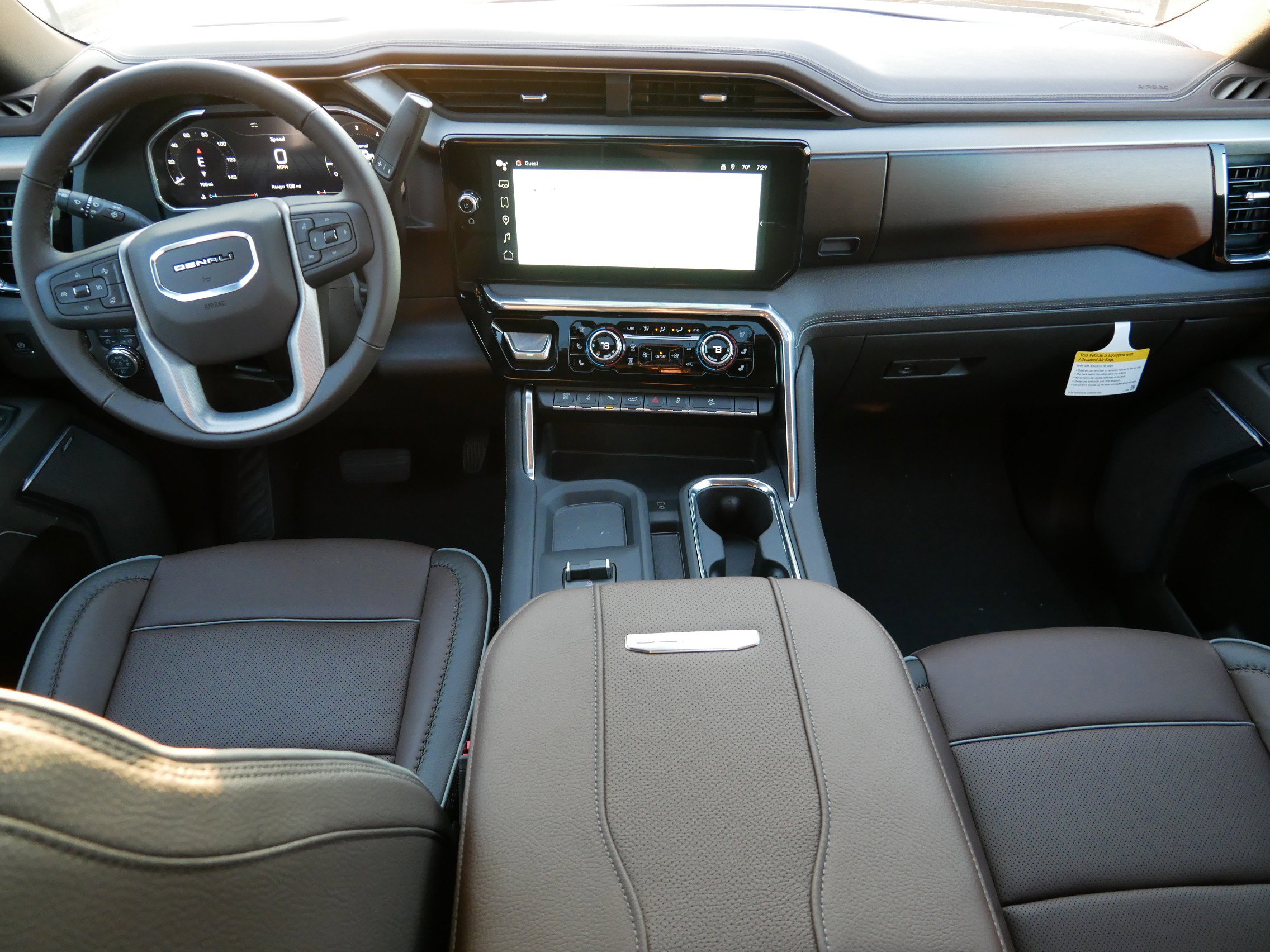 New 2026 GMC Sierra 3500 Denali w/ Denali Reserve Package image 8