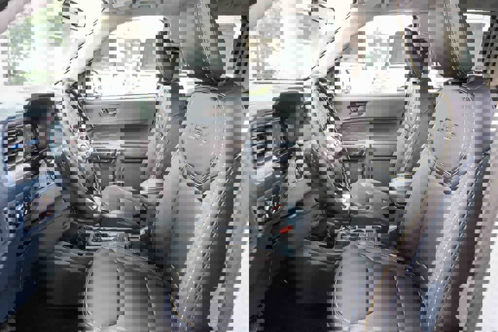 New 2026 Ford Maverick Lobo image 17