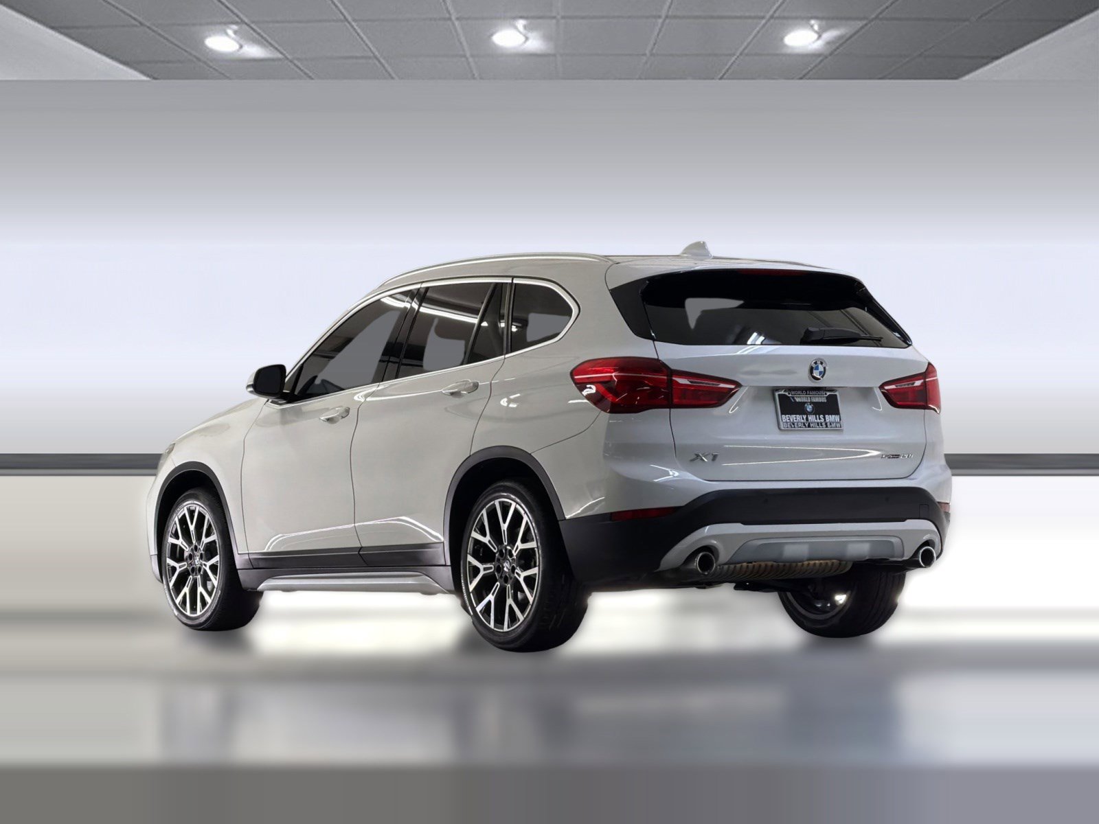 Used 2021 BMW X1 sDrive28i FWD image 3