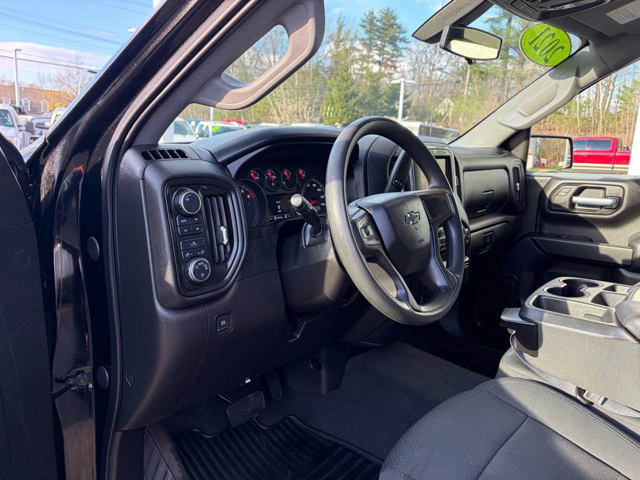 Used 2021 Chevrolet Silverado 1500 Custom Trail Boss AWD/4WD image 26