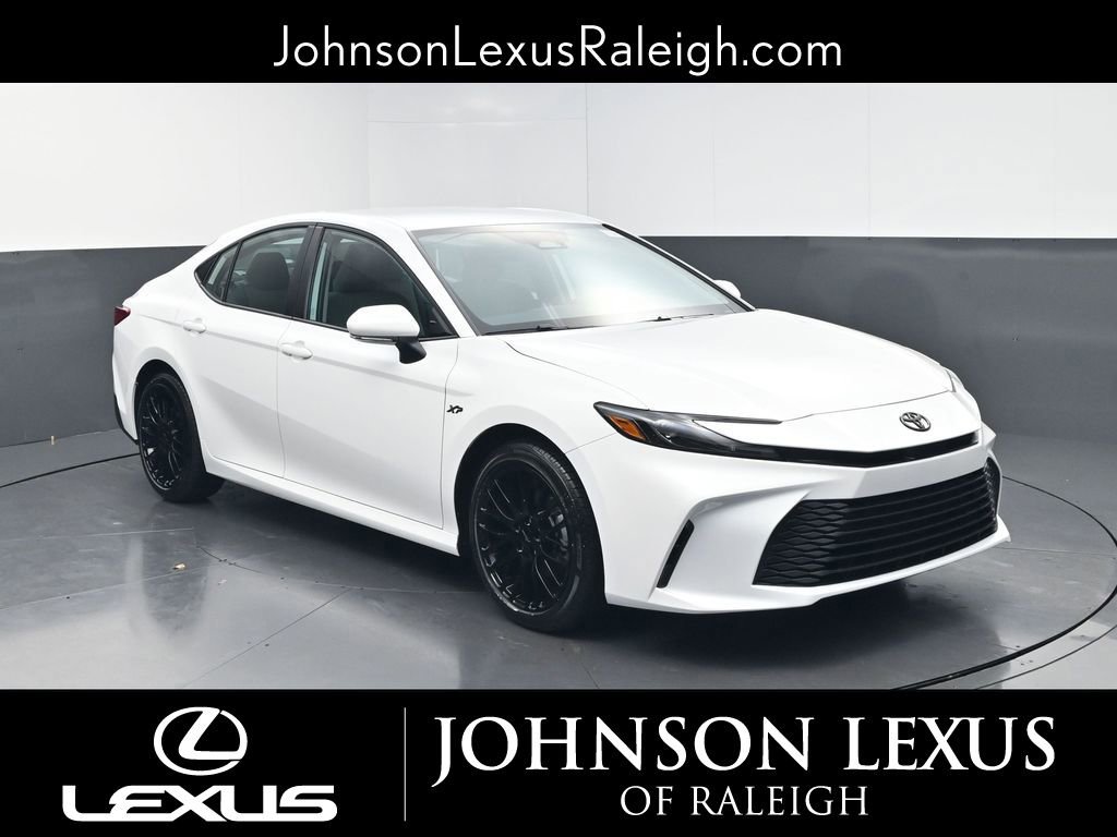 Used 2026 Toyota Camry LE image 3