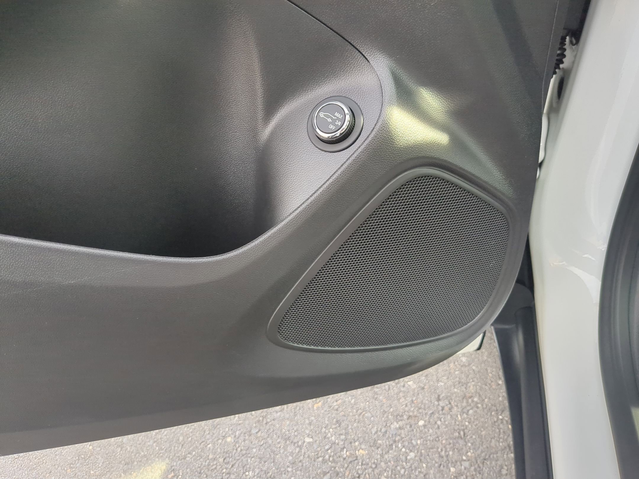 Certified 2024 Buick Encore GX Preferred w/ Comfort Package image 21