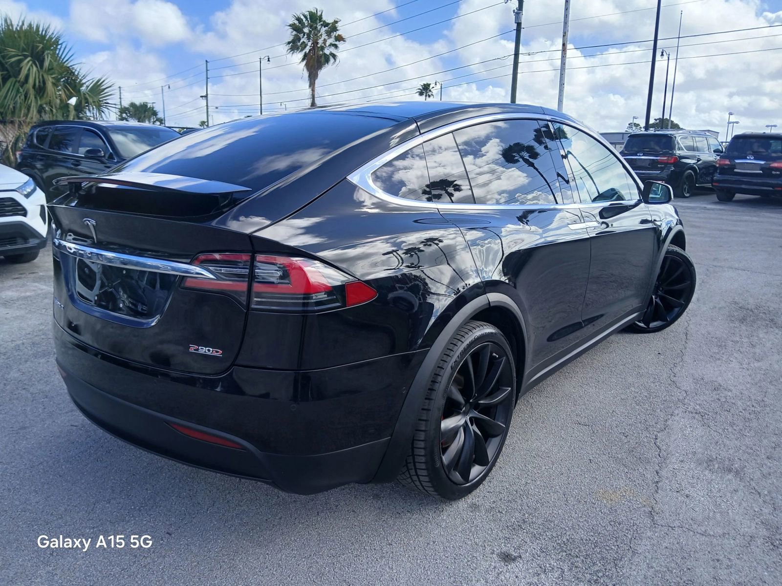Used 2016 Tesla Model X Performance image 4