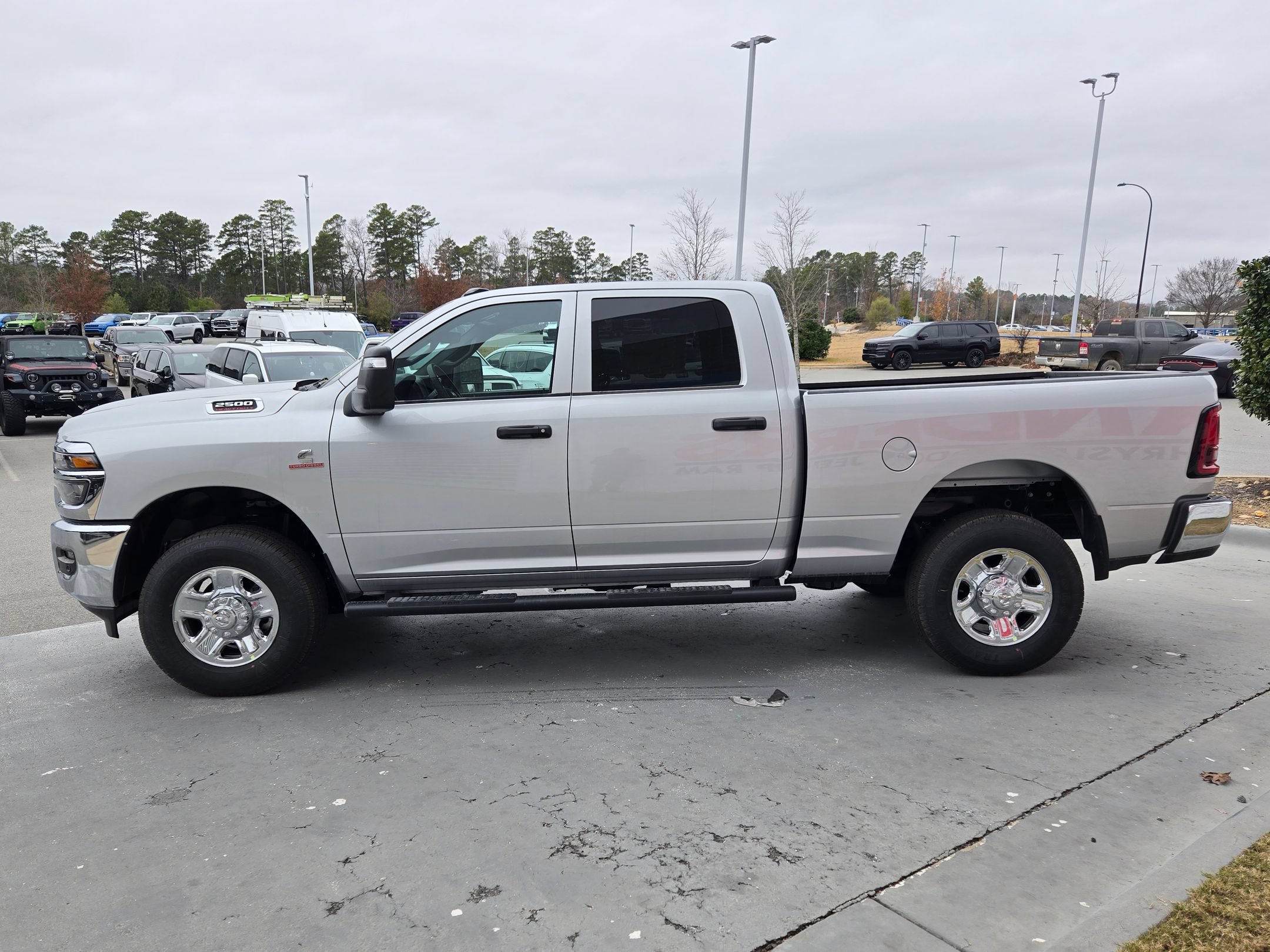 New 2026 RAM 2500 Tradesman AWD/4WD image 4