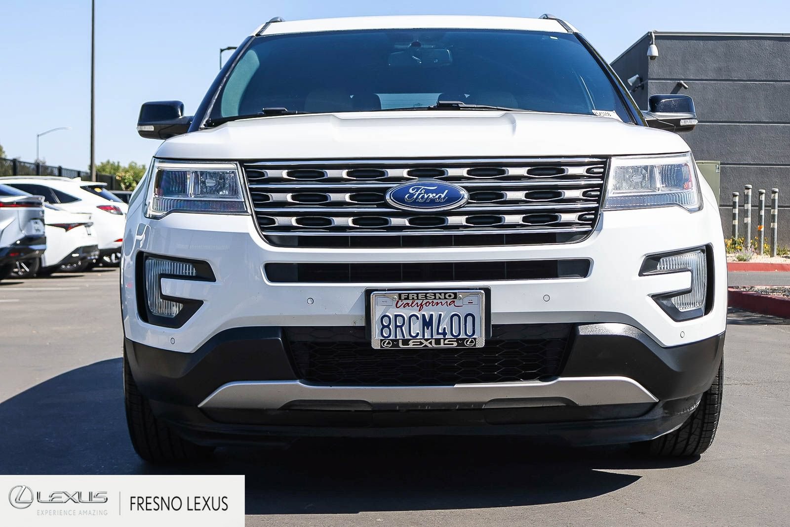 Used 2017 Ford Explorer XLT w/ Equipment Group 202A FWD image 2