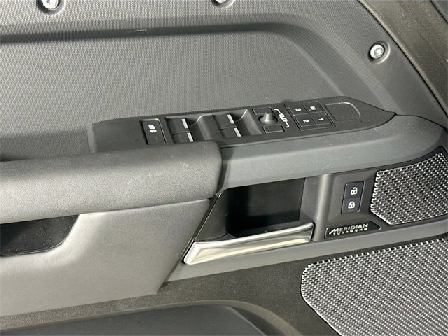 Certified 2023 Land Rover Defender 110 X-Dynamic SE image 20