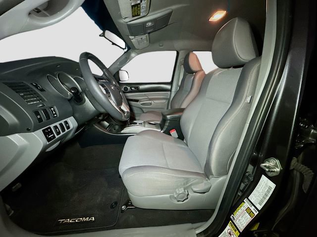 Used 2015 Toyota Tacoma 4x4 Double Cab w/ TRD Sport Package image 17