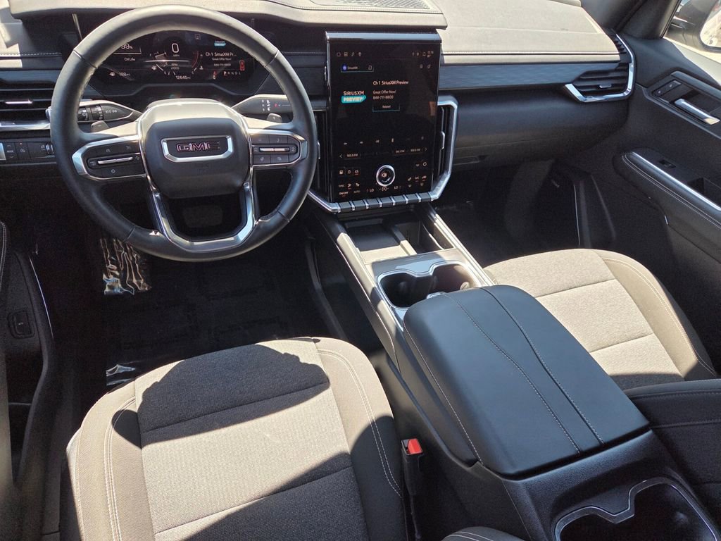 Used 2025 GMC Acadia Elevation image 11