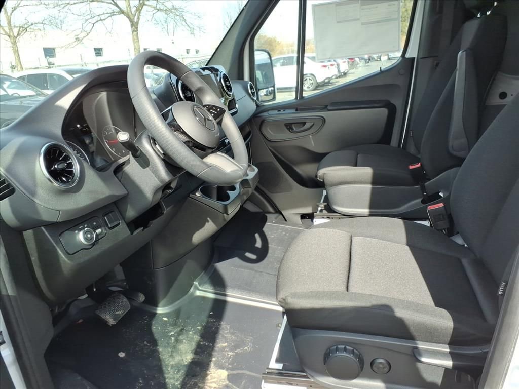 New 2026 Mercedes-Benz Sprinter 2500 image 12