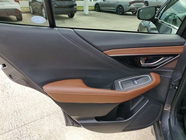 Used 2025 Subaru Outback Touring XT w/ Popular Package #2 image 15