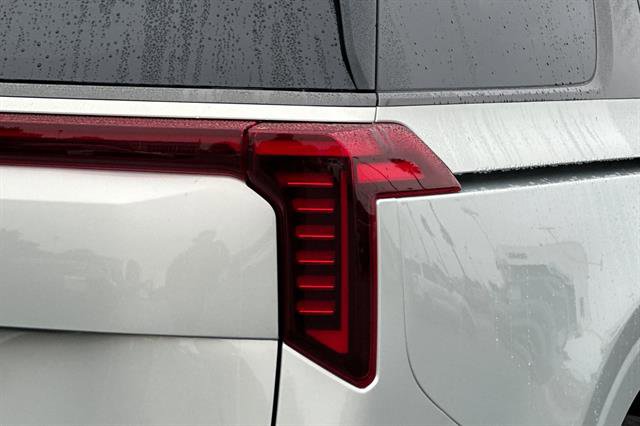 New 2026 Kia Carnival SX Prestige FWD image 33